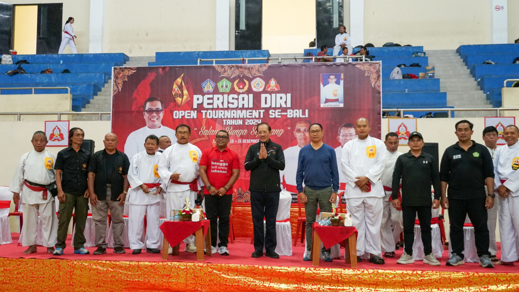 Ketua Umum IPSI Bali Ketut Suiasa Hadiri Pembukaan Kejuaraan Perisai Diri Open Turnamen Se-Bali